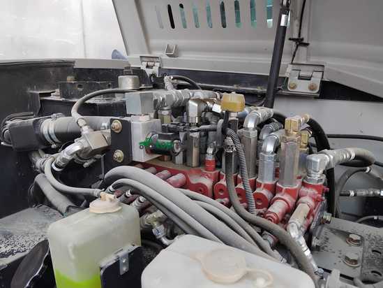 Miniexcavadora TAKEUCHI TB290