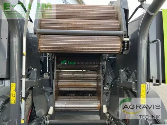 Empacadora gigant - Claas - rollant 454 rc uniwrap