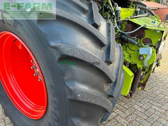 Cosechadora de Cereal - Claas - jaguar 950 inkl. orbis 750 pu 300