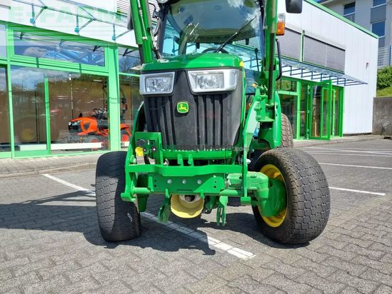 Tractor agrícola - John Deere - 3039r
