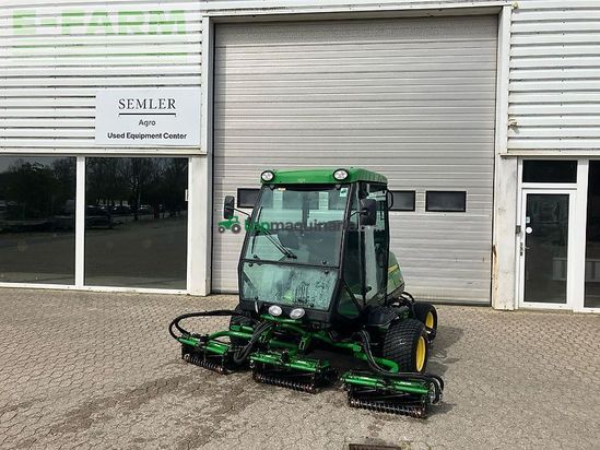 Cosechadora de Cereal - John Deere - 8700 a
