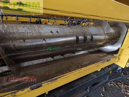 Cosechadora de Cereal - New Holland - cr 9.90 ***ohne schneidwerk***