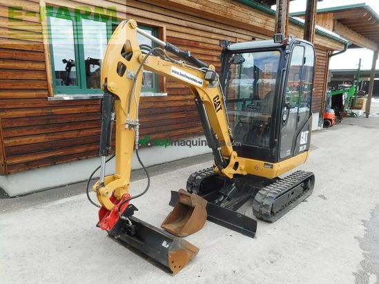 Excavadora - Caterpillar - 301.7d ( 1.977 kg )