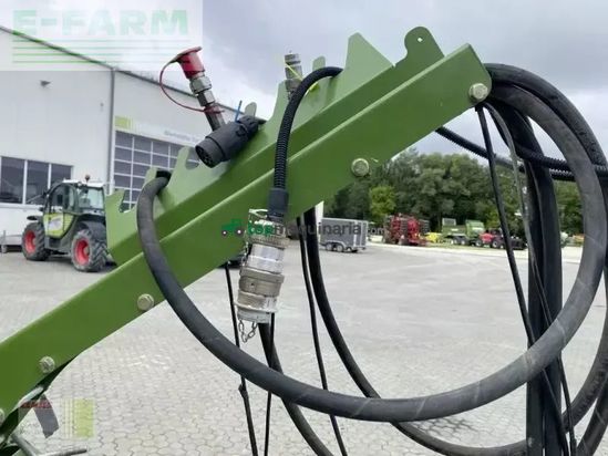 Empacadora gigant - Krone - comprima v 150 xc xtreme