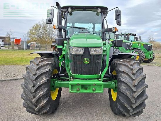Tractor agrícola - John Deere - 5100m
