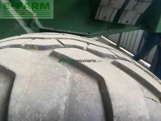 Empacadora gigant - John Deere - 864 maxicut 13 couteaux