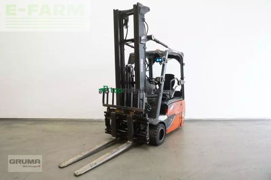 Elevadora - Linde - e 18 evo 386-02