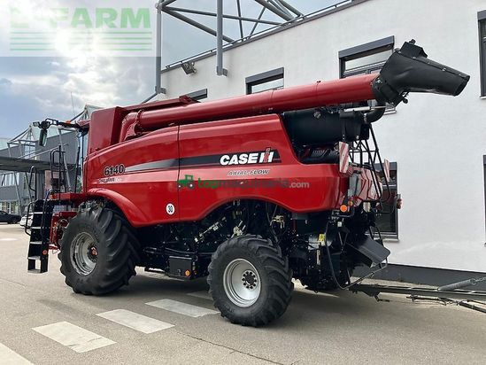 Cosechadora de Cereal - Case IH - axial flow 6140 x-flow