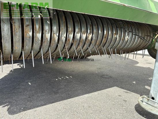 Empacadora gigant - Krone - comprima cv 150 xc +