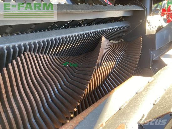 Empacadora gigant - Claas - quadrant 5300 fc