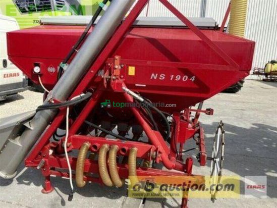 Sembradora monograno mecanica - Becker - aeromat p12 hkt dte fronttank