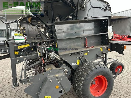 Empacadora gigant - Claas - variant 380 rc