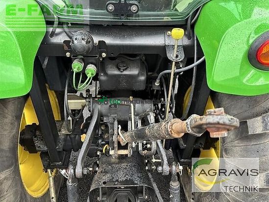 Tractor agrícola - John Deere - 4720