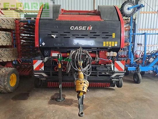 Empacadora gigant - Case IH - rb456 hd pro
