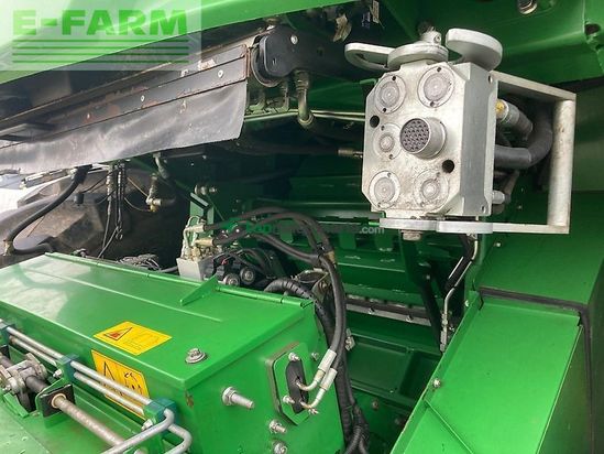 Cosechadora de Cereal - John Deere - 8300 my18