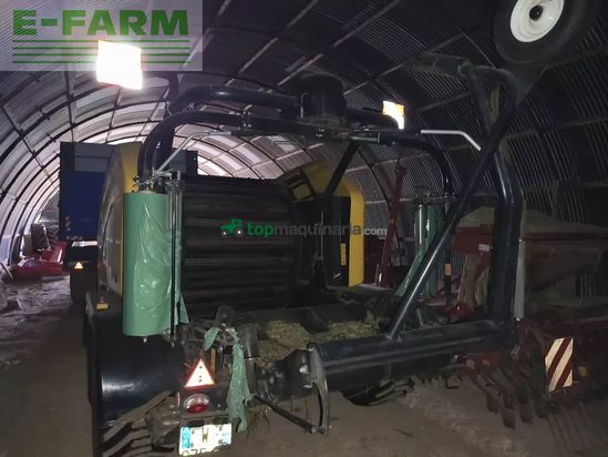 Empacadora gigant - New Holland - roll baler 125 combi