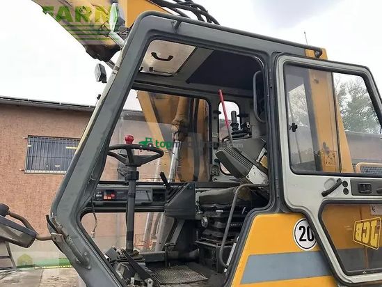 Excavadora - JCB - js 130 w