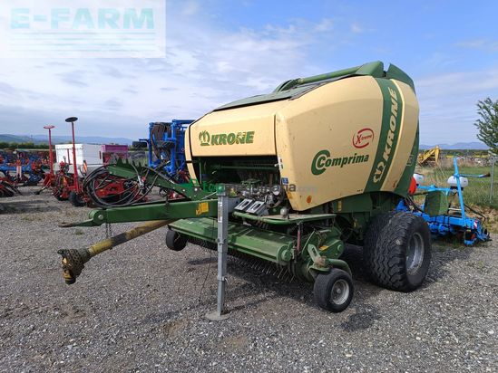 Empacadora gigant - Krone - comprima v 150 xc