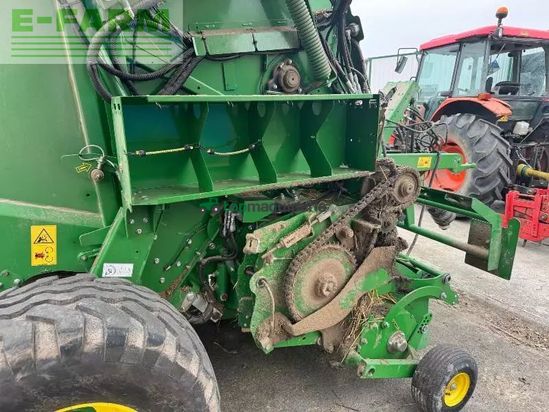 Empacadora gigant - John Deere - v461m