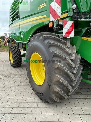 Cosechadora de Cereal - John Deere - t560