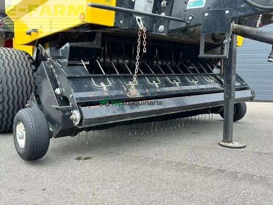 Empacadora gigant - New Holland - br6090 balenpers