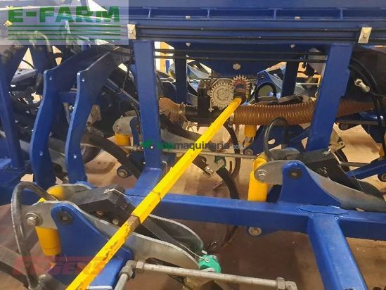 Sembradora - Treffler - tg 300.1 + lemken säschiene