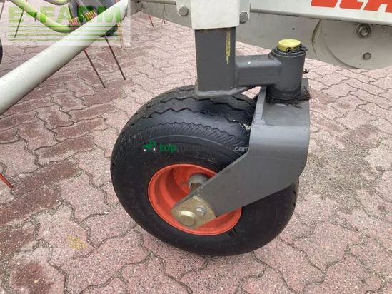 Henificador - Claas - volto 1100 t