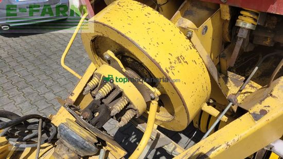 Empacadora gigant - New Holland - d800 defekt