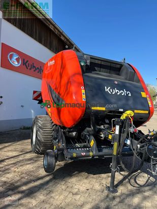 Empacadora gigant - Kubota - bv 6160