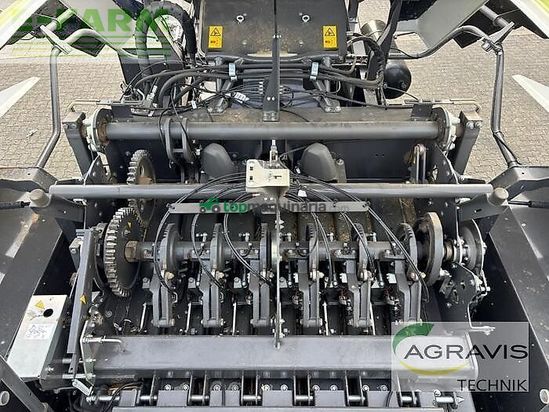 Empacadora gigant - Claas - quadrant 5200 fc tandem