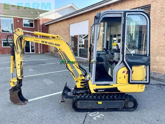 Excavadora - New Holland - ec18
