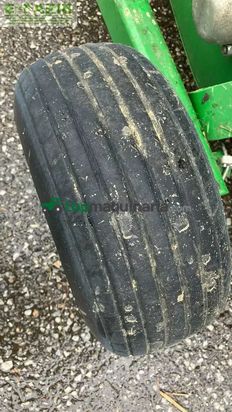 Empacadora gigant - John Deere - v461r