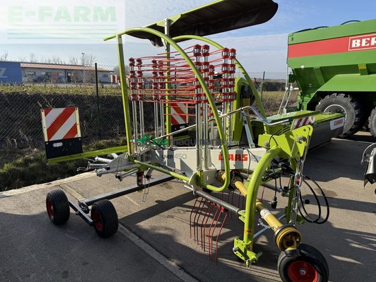 Henificador - Claas - liner 450