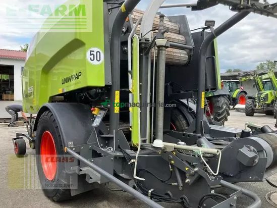 Empacadora gigant - Claas - rollant 455rc uniwrap