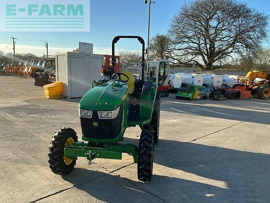 Tractor agrícola - John Deere - 4066m tractor (st26238)