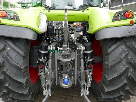 Tractor agrícola - Claas - arion 470 cis