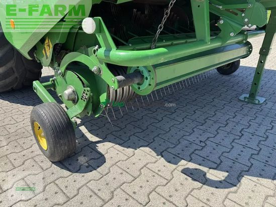 Empacadora gigant - John Deere - v461r