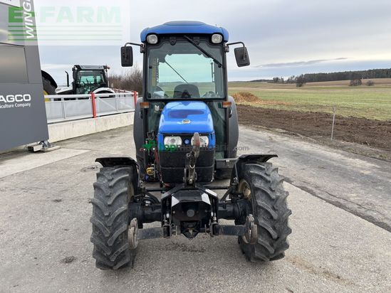 Tractor agrícola - New Holland - tnf 85