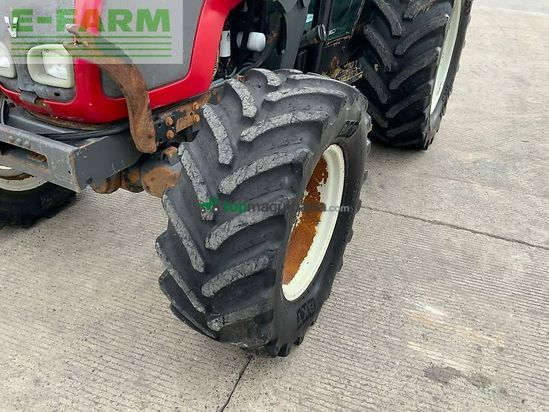 Tractor agrícola - Valtra - a93 tractor (st24382)