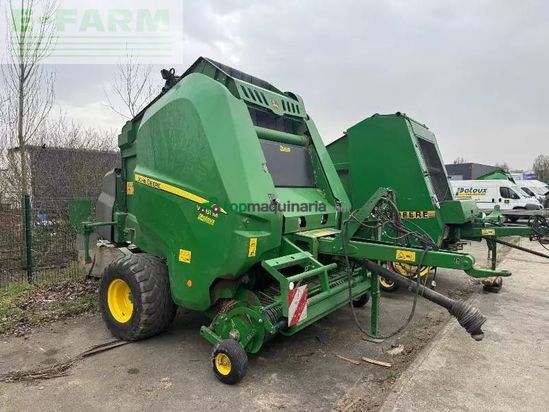 Empacadora gigant - John Deere - v461m