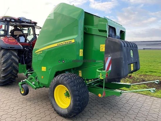 Empacadora gigant - John Deere - v 451 m