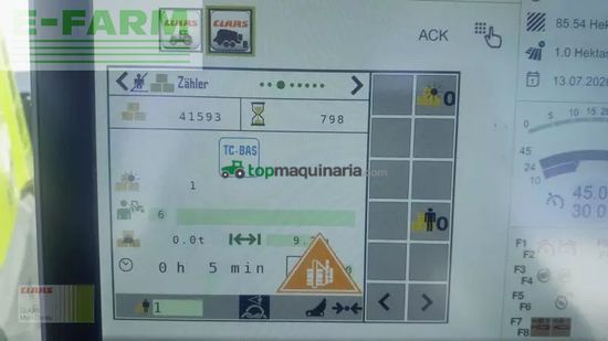 Empacadora gigant - Claas - quadrant 5200 fc tandem
