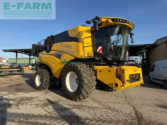Cosechadora de Cereal - New Holland - cr 9.90