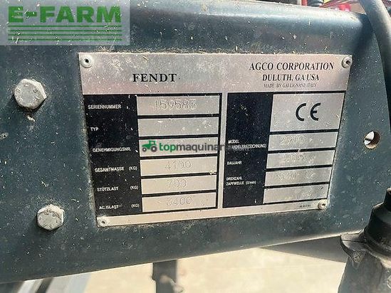 Empacadora gigant - Fendt - variable rundballenpresse 2900 v
