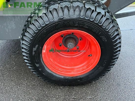 Empacadora gigant - Claas - rollant 520 rc