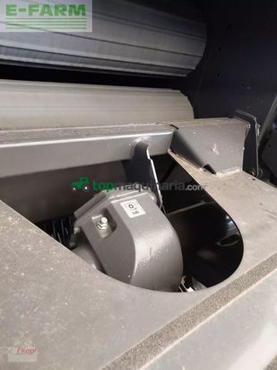 Empacadora gigant - Claas - rollant 520 rc