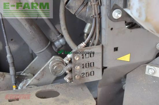 Empacadora gigant - Claas - variant 585 rc pro