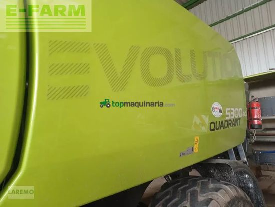 Empacadora gigant - Claas - quadrant 5300 fc evolution