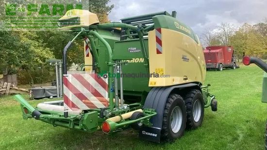 Empacadora gigant - Krone - comprima cf 155 xc plus