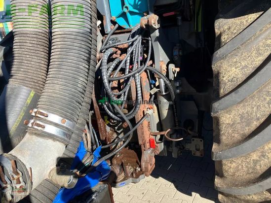 Tractor agrícola - Claas - xerion 4000 saddle trac gülletechnik